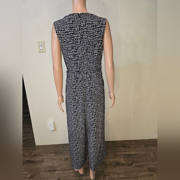 Calvin Klein 8 Womens Jumpsuit Black White Abstract animal  Print Wide Leg - Picture 8 of 12
